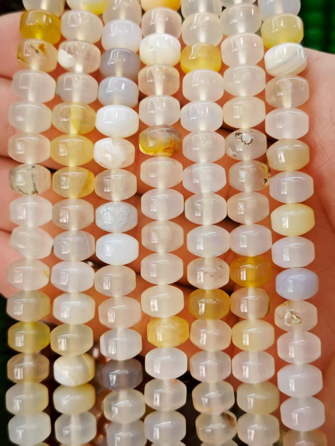 1 Agate A