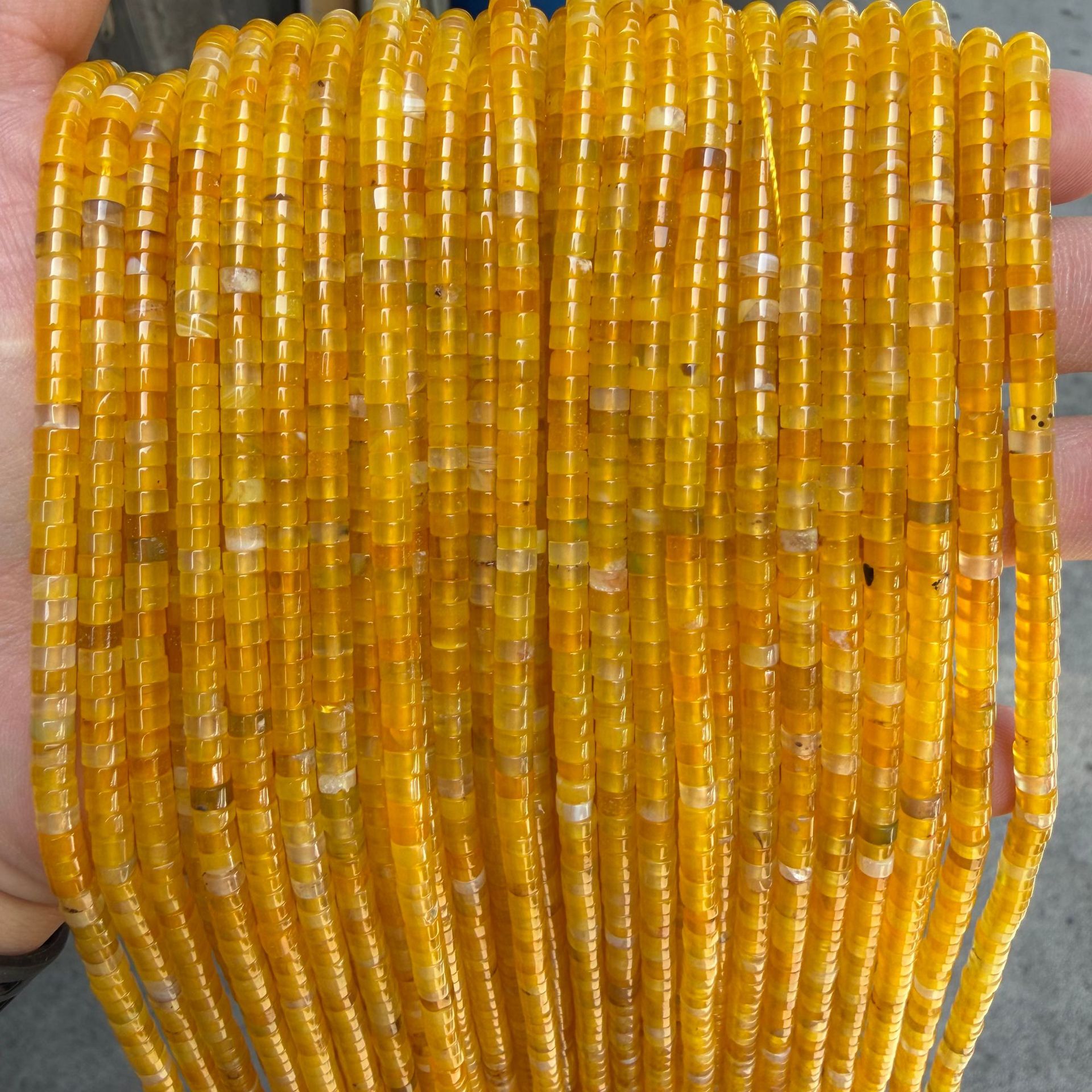 8 yellow agate