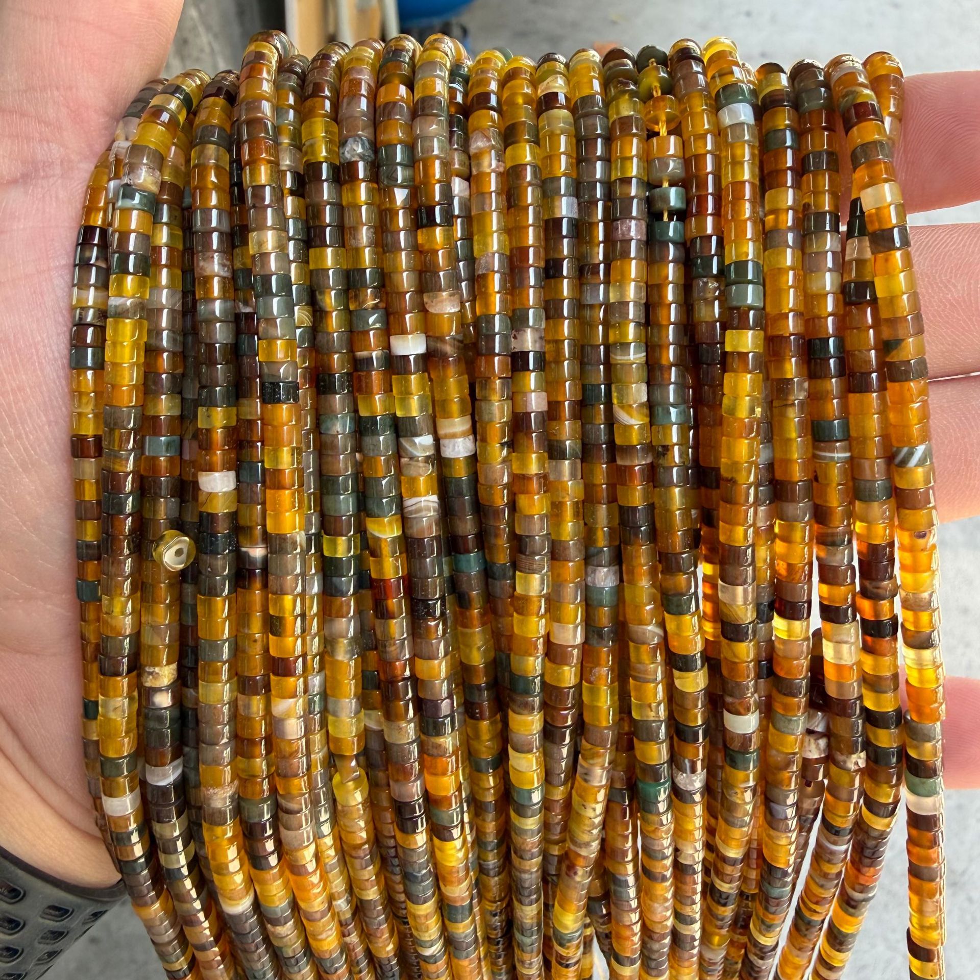 2 Agate A