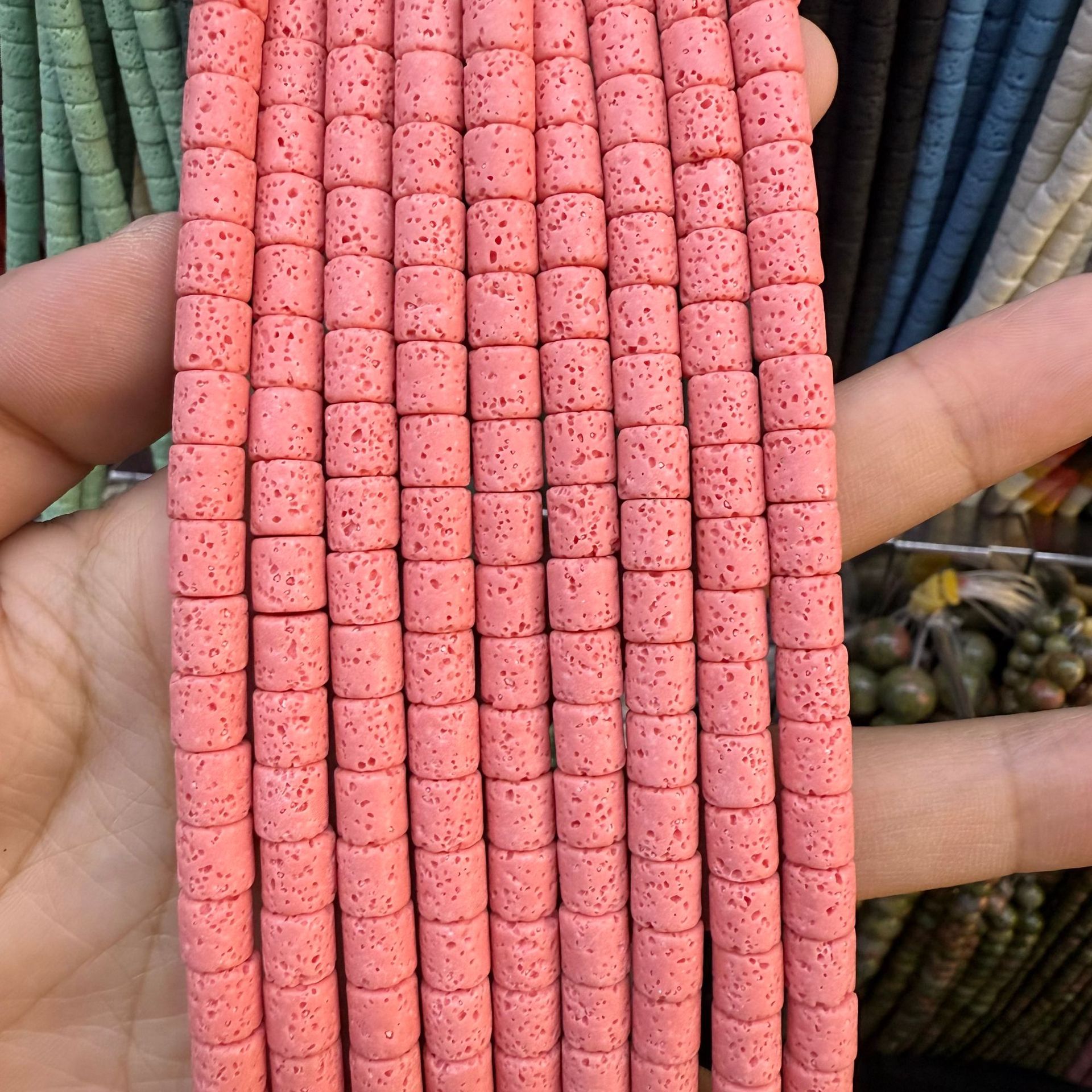 10:Pink