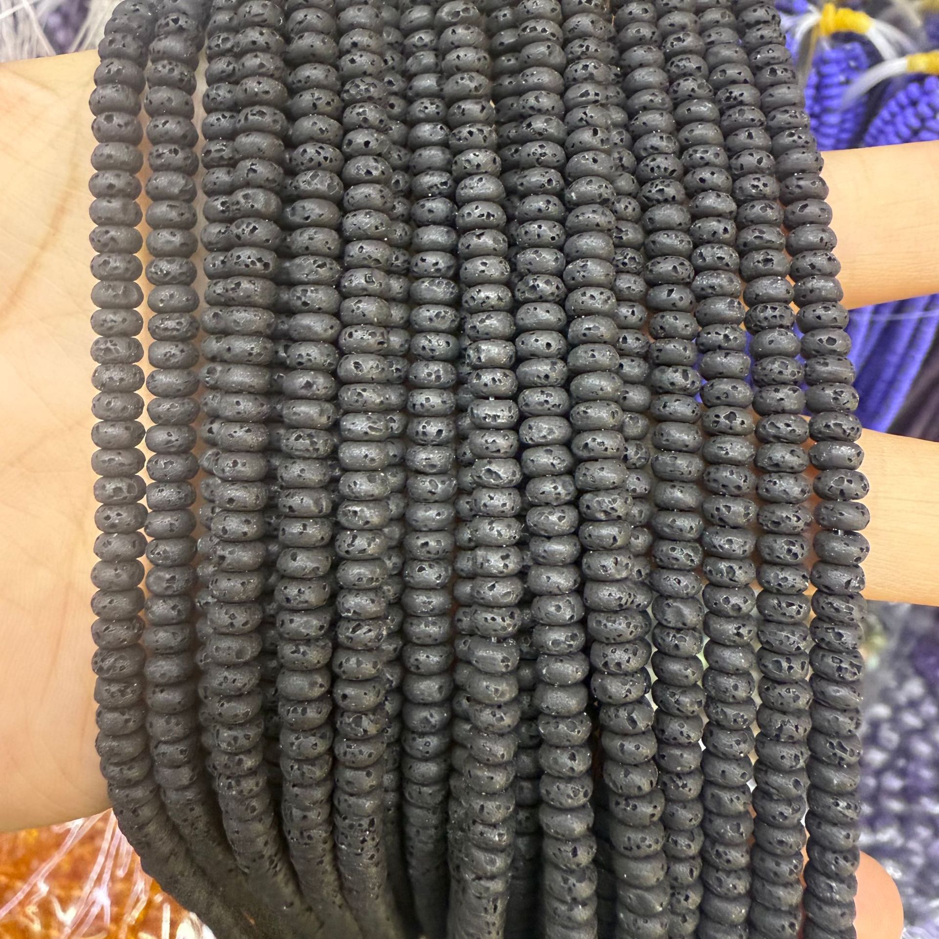 7 ブラック