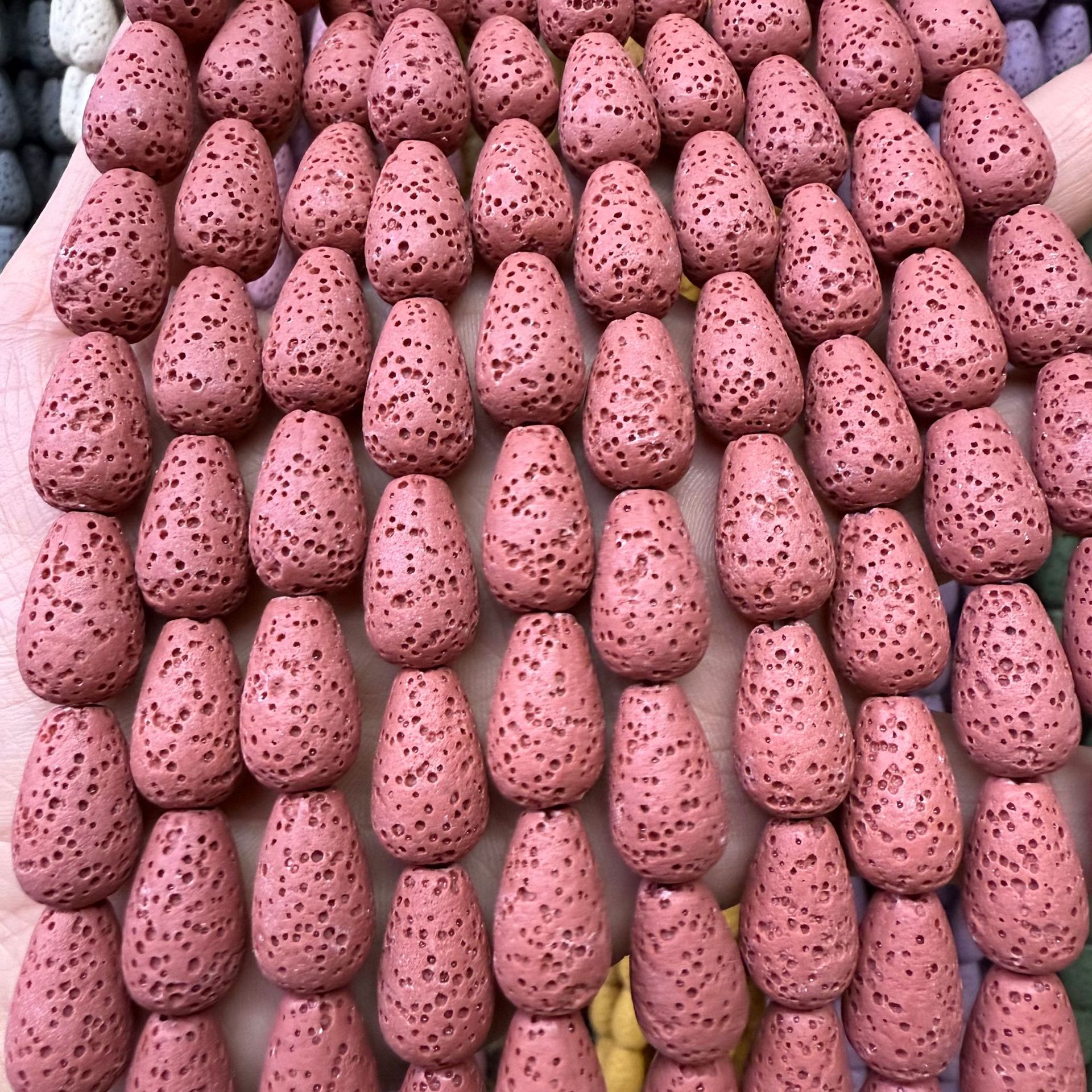 8 ディープレッド