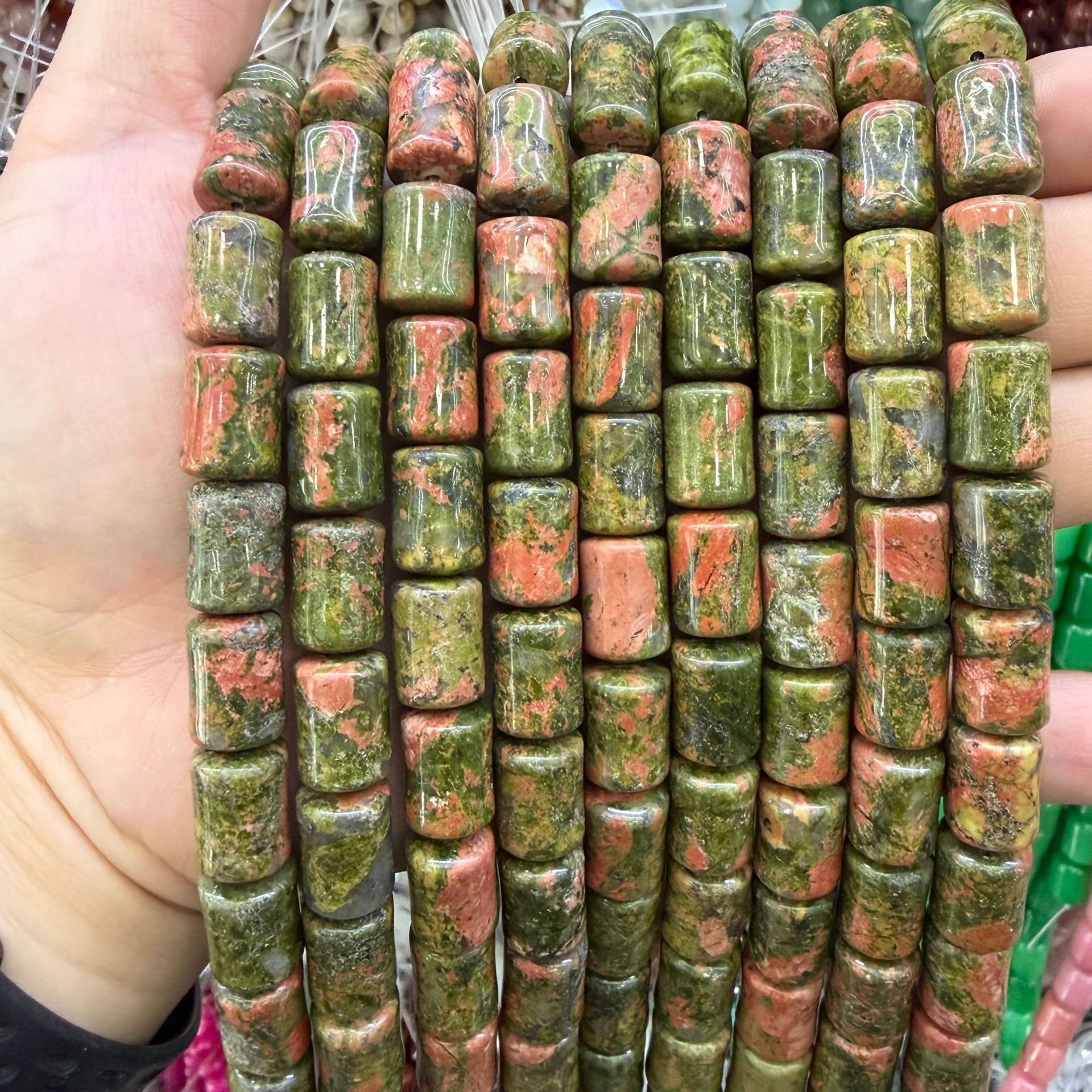 24 Unakite