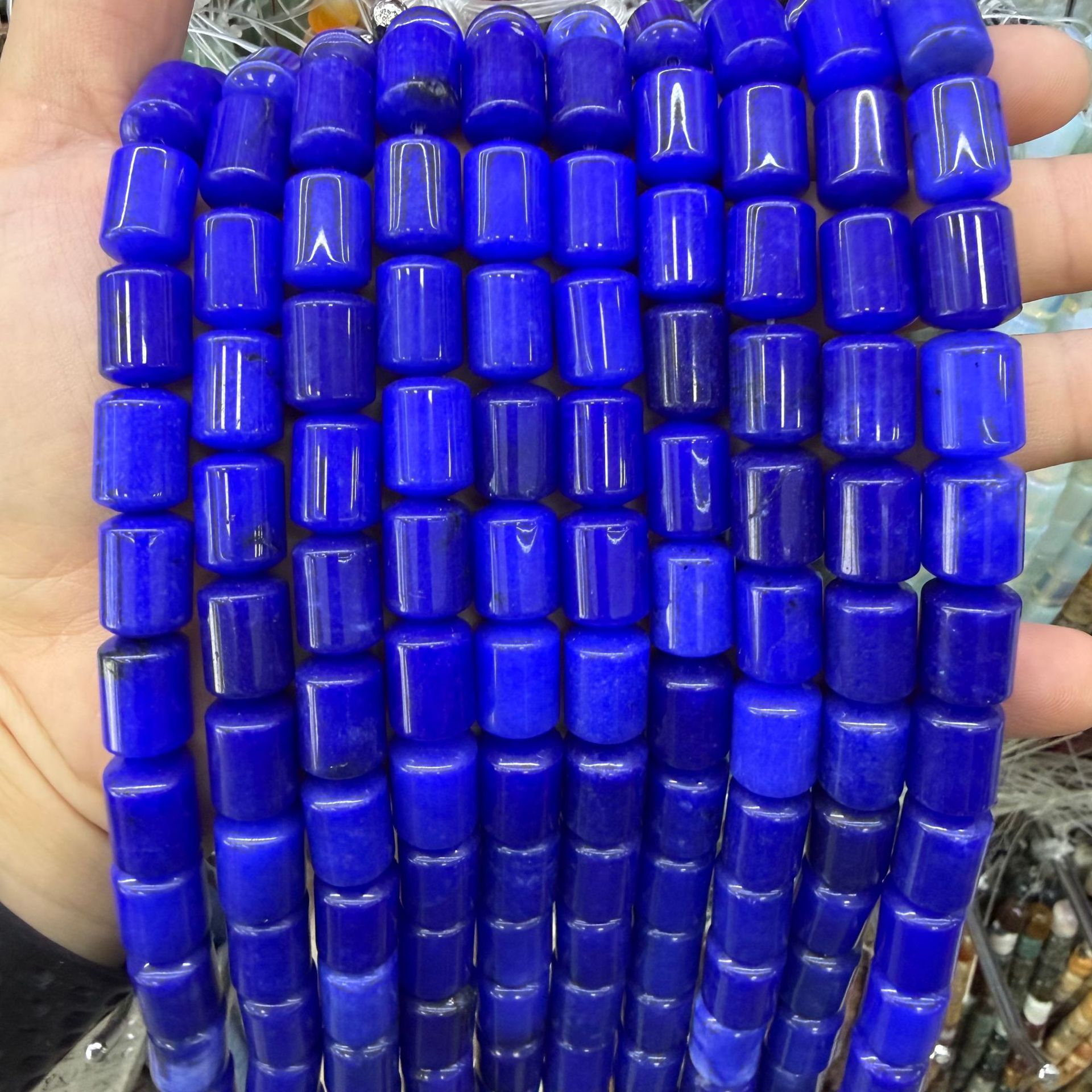 32 Imitation lapis lazuli