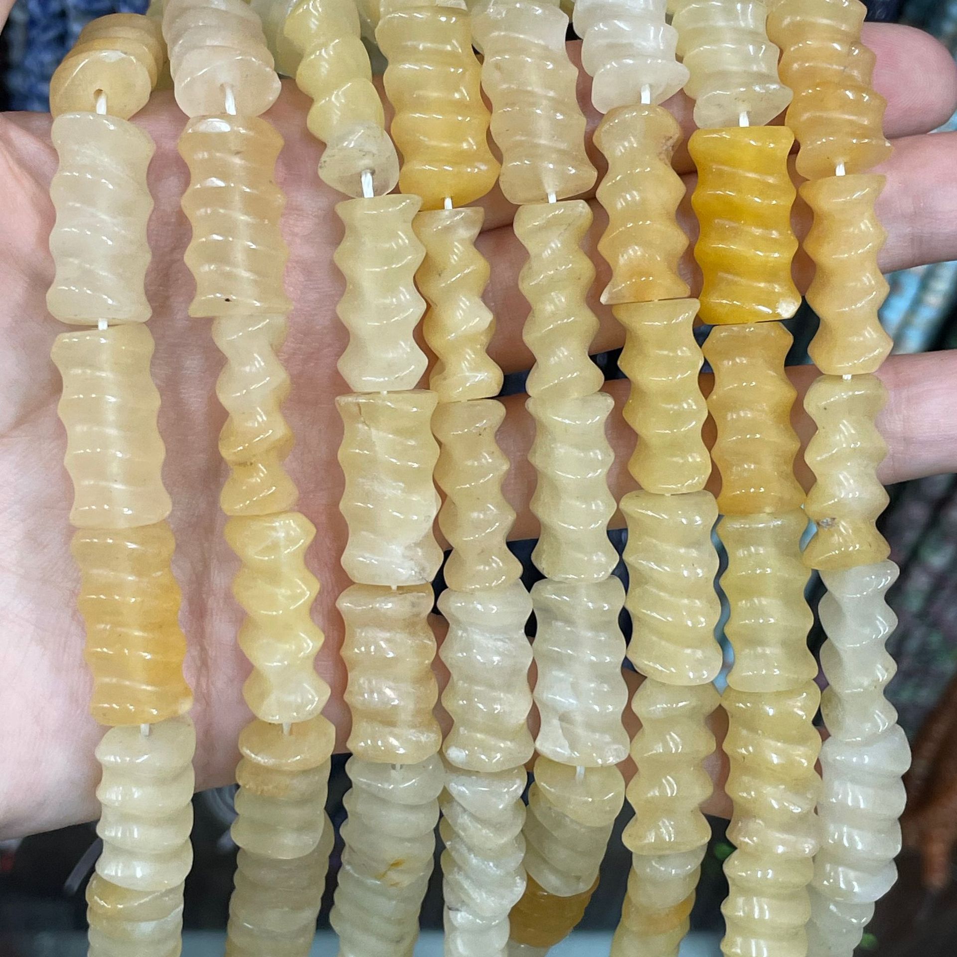 8 Jade Yellow