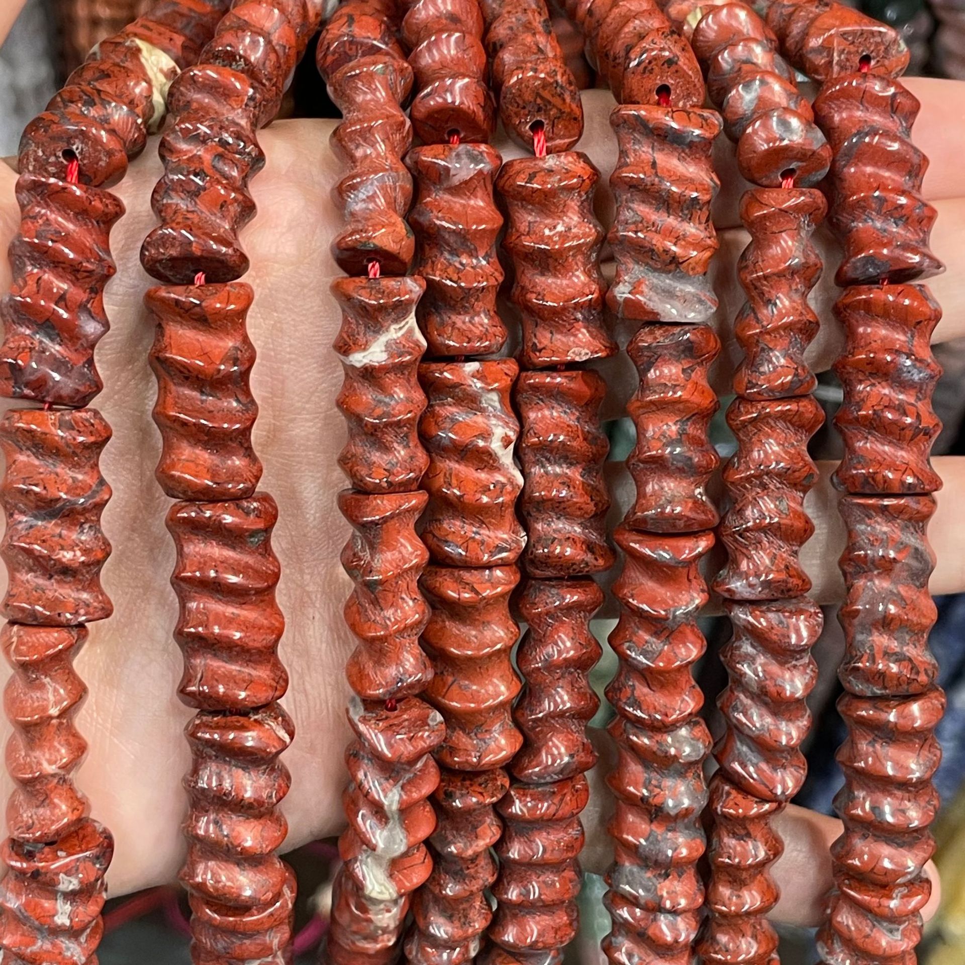 9:Red jasper