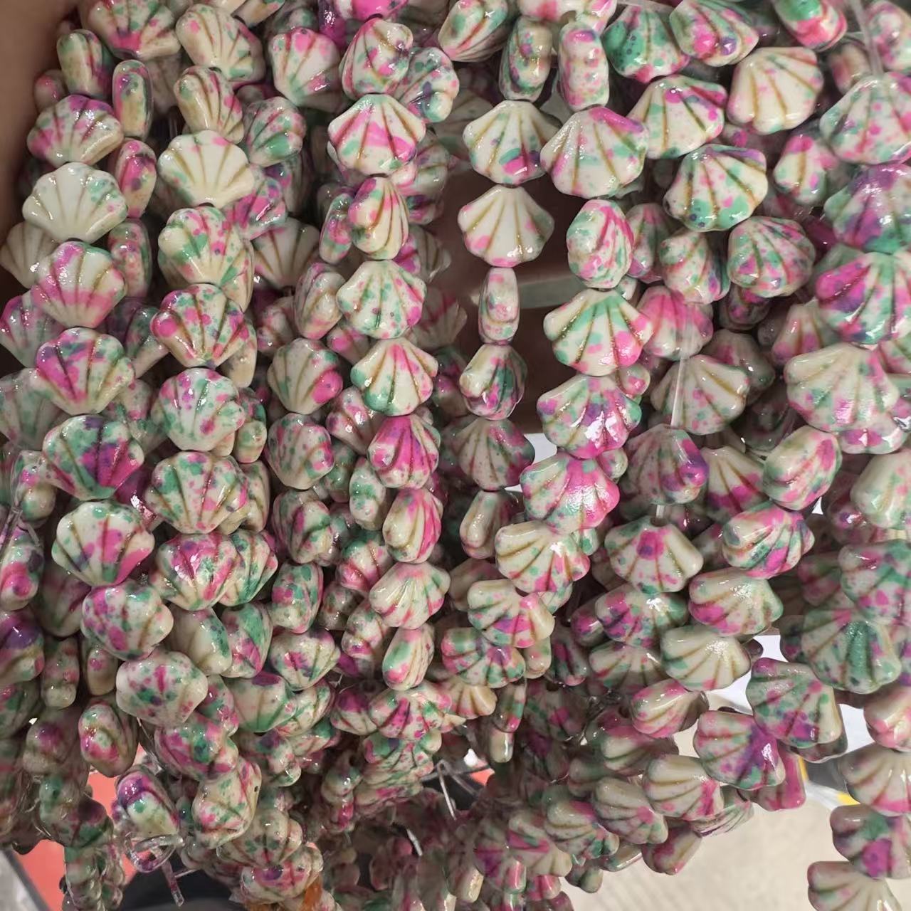 pink-green