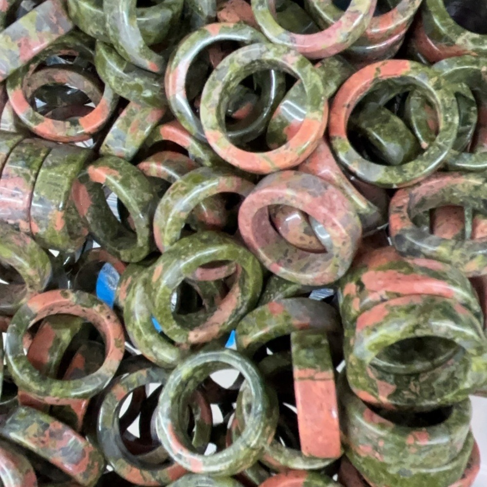 14:Unakite