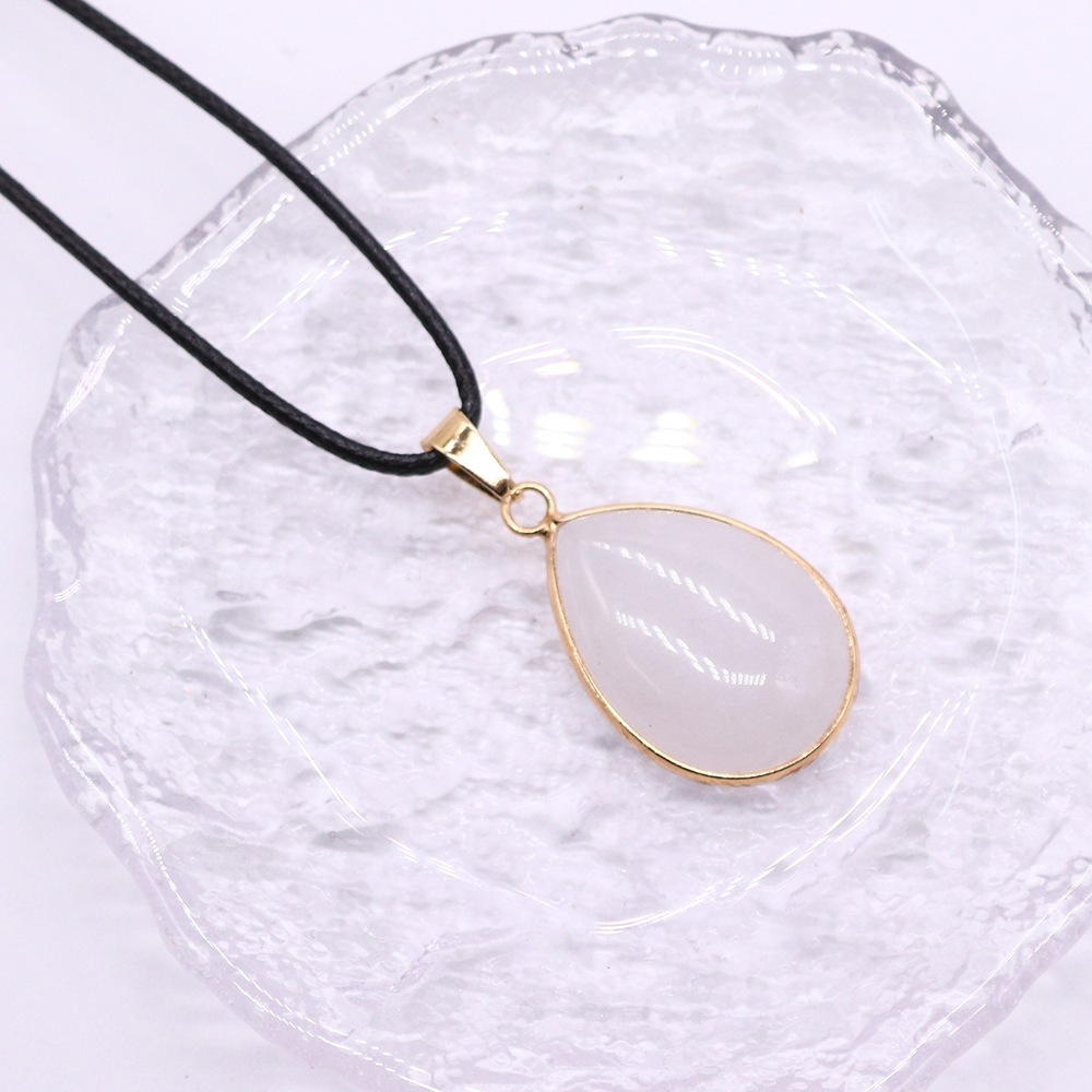16:Clear Quartz