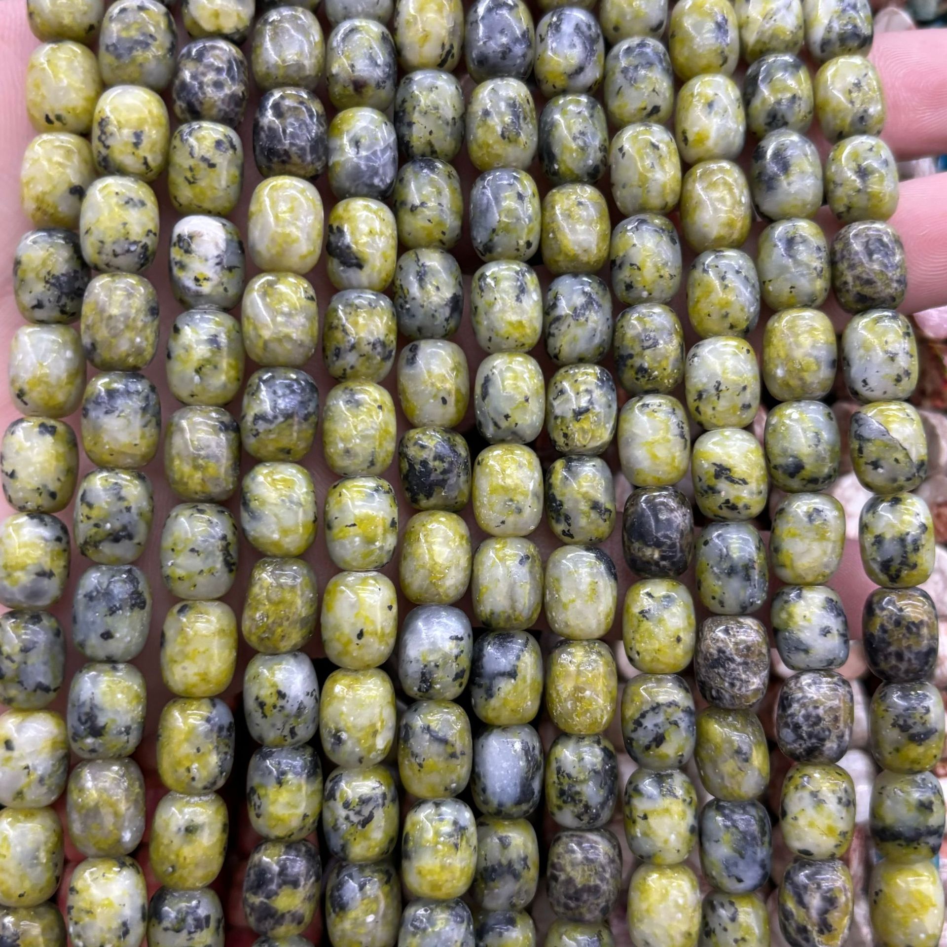 14 Pitted yellow