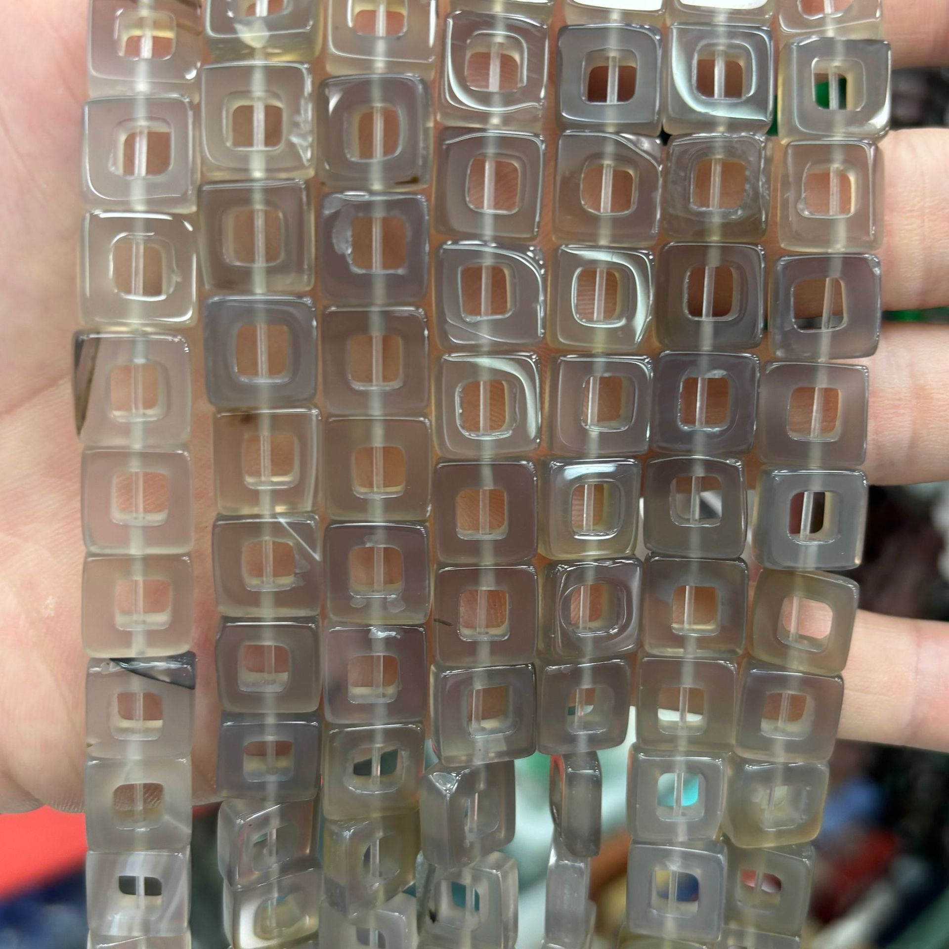 9:Gray agate