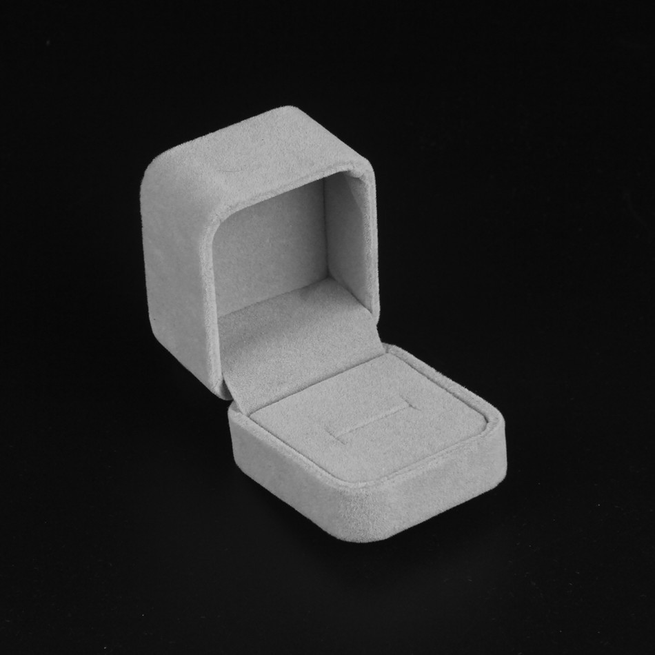 4:Grey 6*5.1*5cm ring earring box
