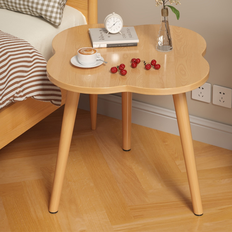 Four-leaf clover side table-40/40 walnut color