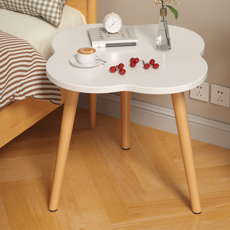 Four-leaf clover side table-40/52 white