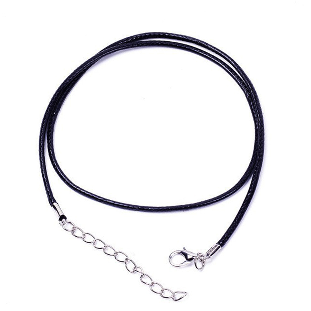 2:Silver tail chain