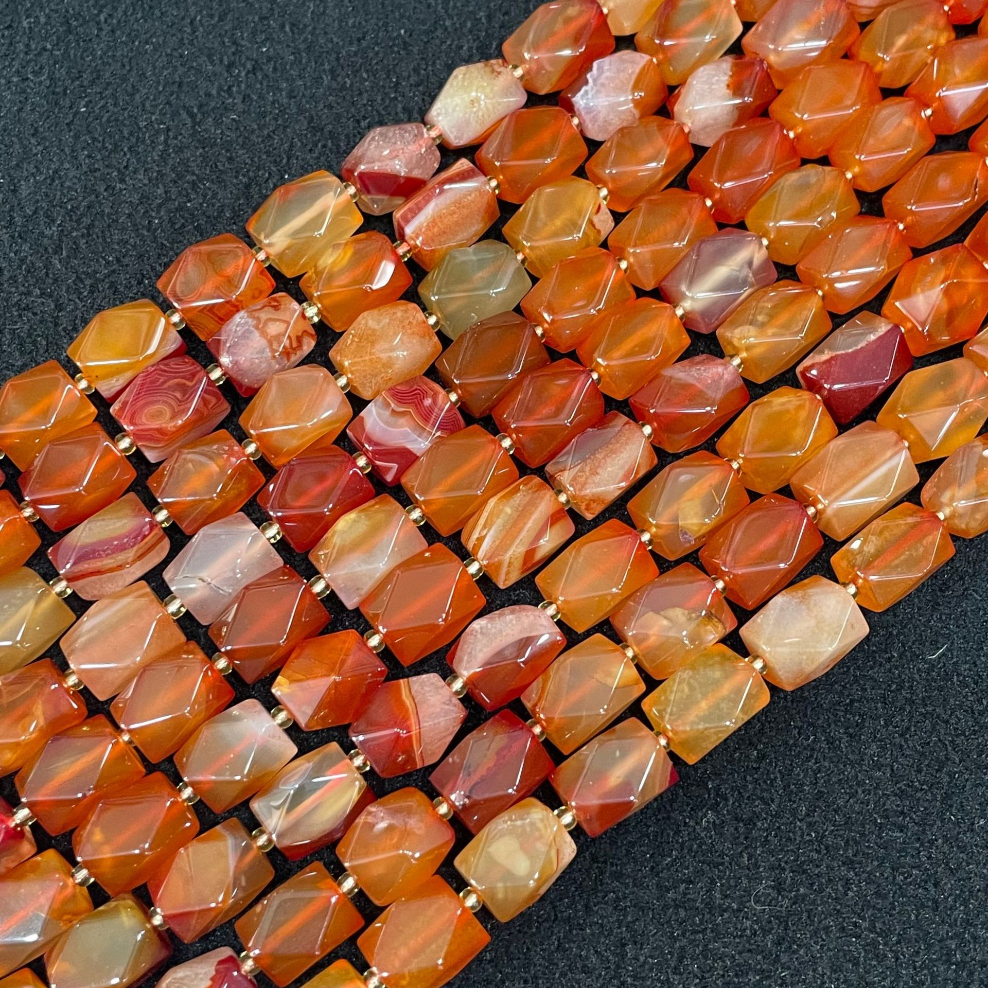 4:Natural red agate