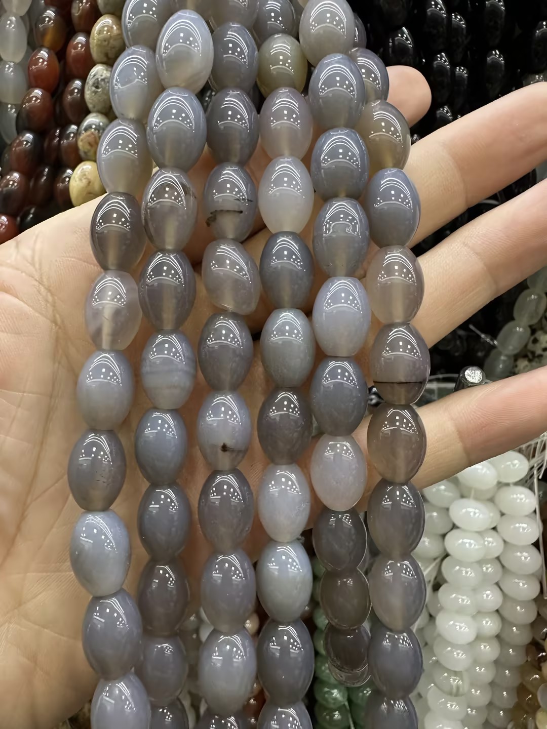 27:27 agate
