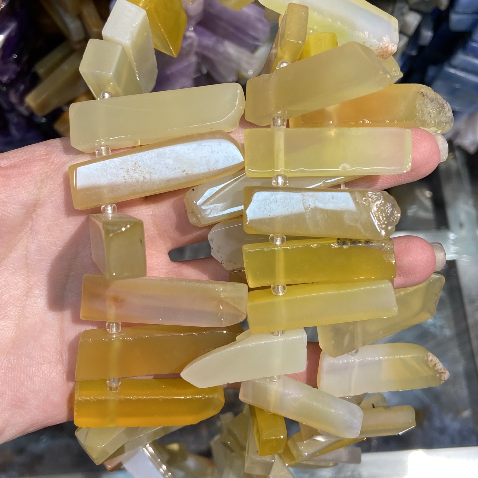 14 yellow agate