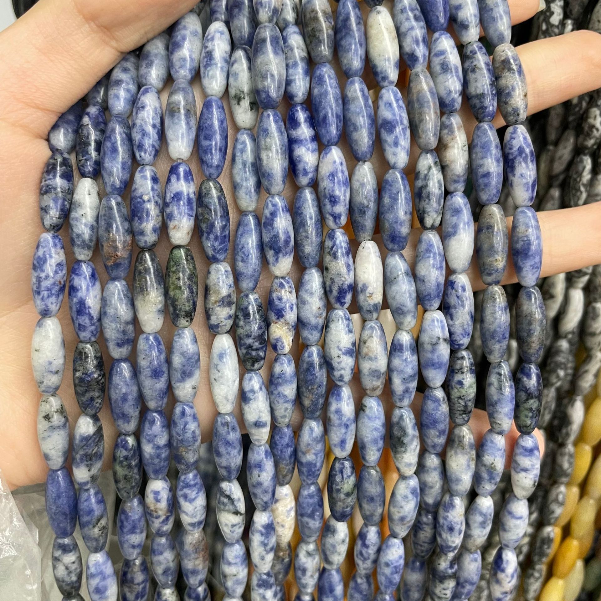18:Blue point stone