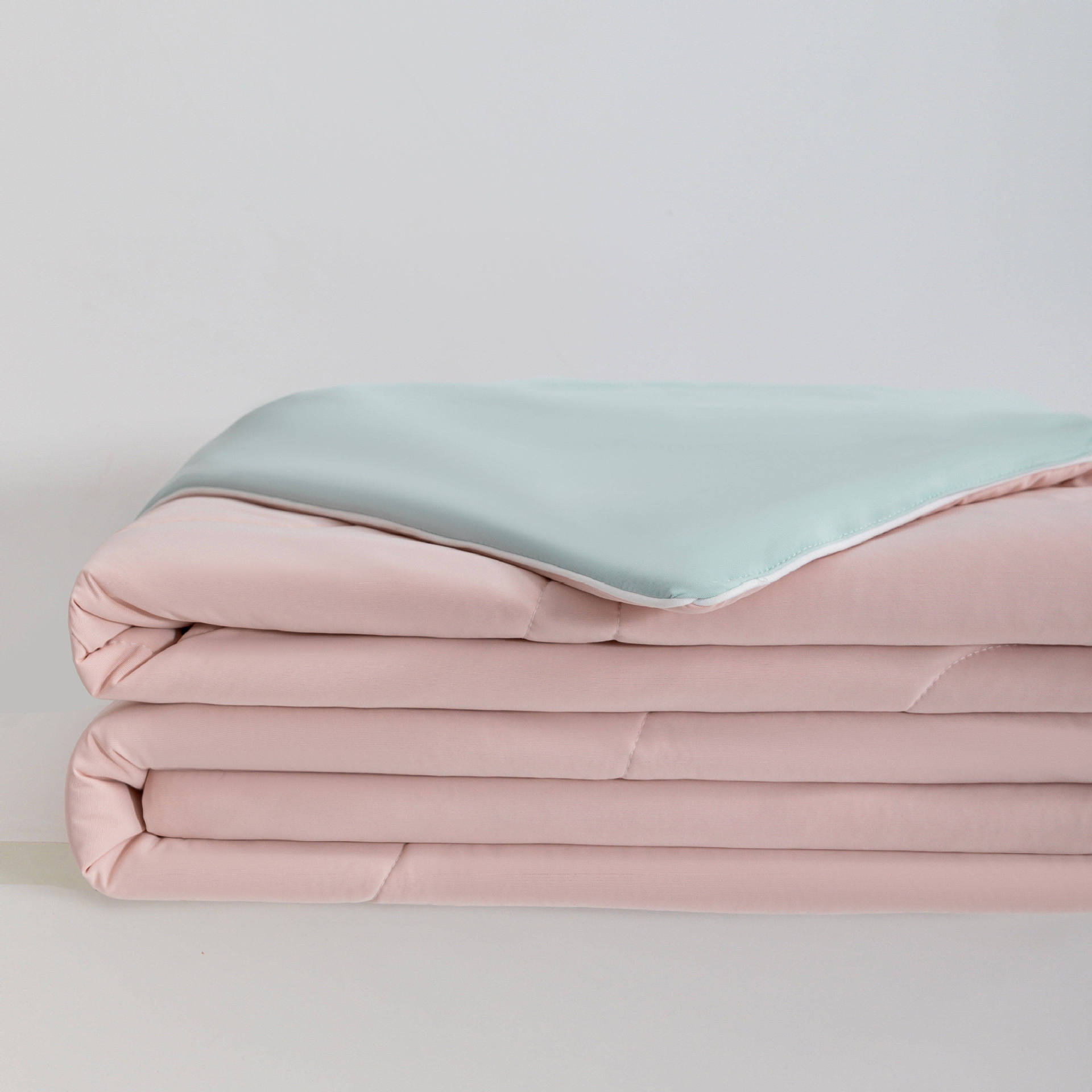 peach pink    sea blue