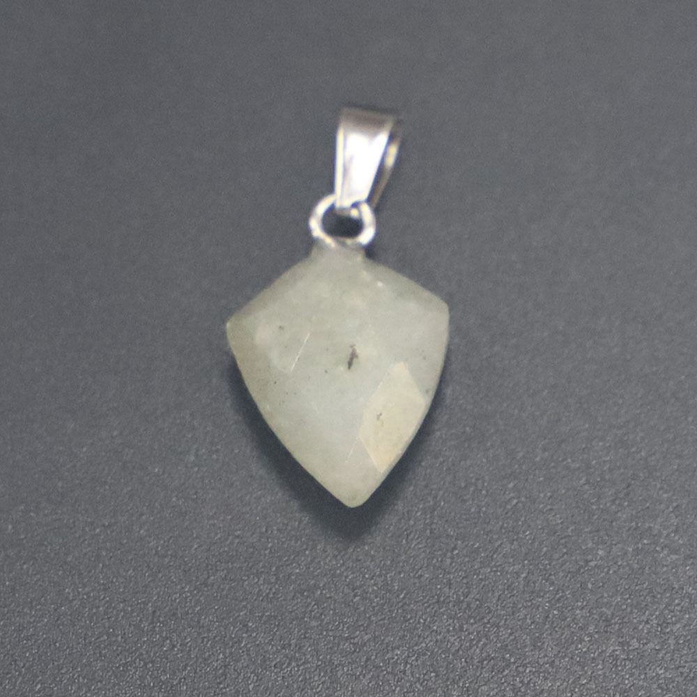 8 labradorite A