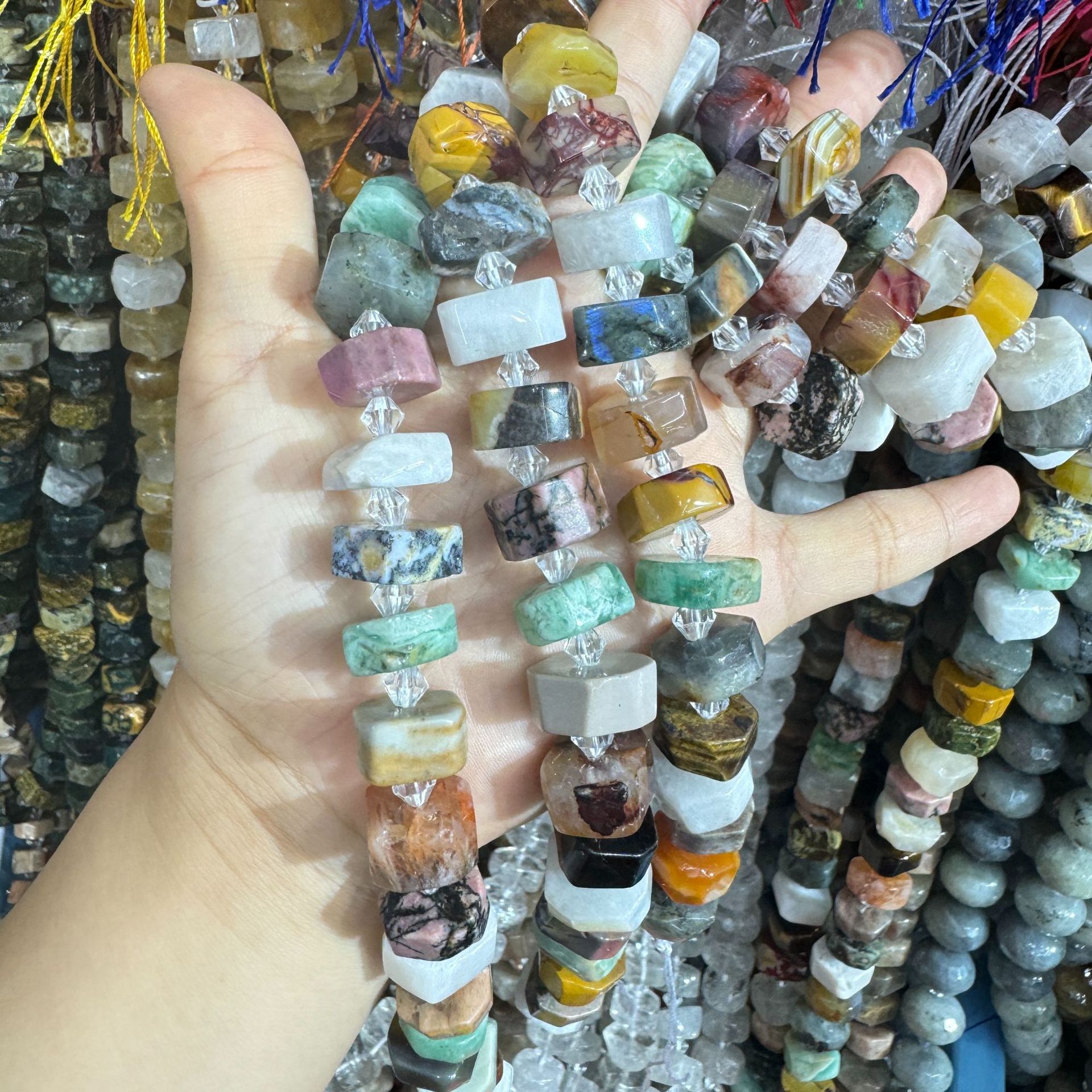 10 Colored stones