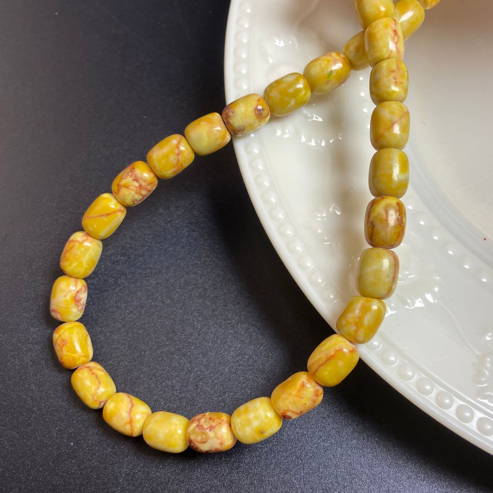 3:Lemon yellow