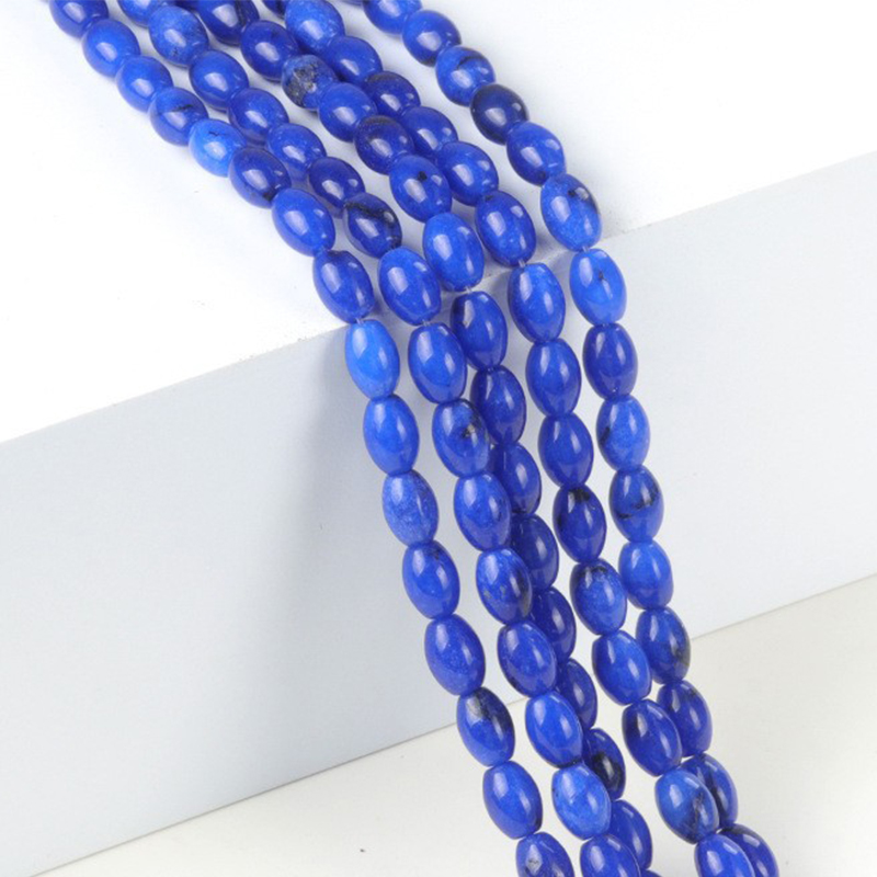 19:Blue chalcedony (color)