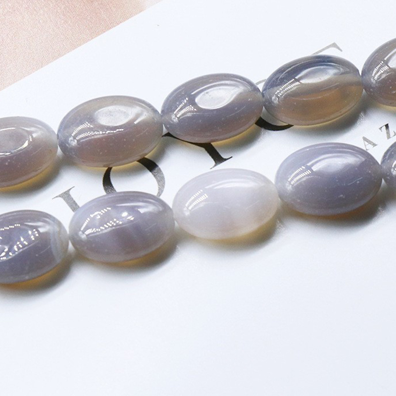 12:Gray agate