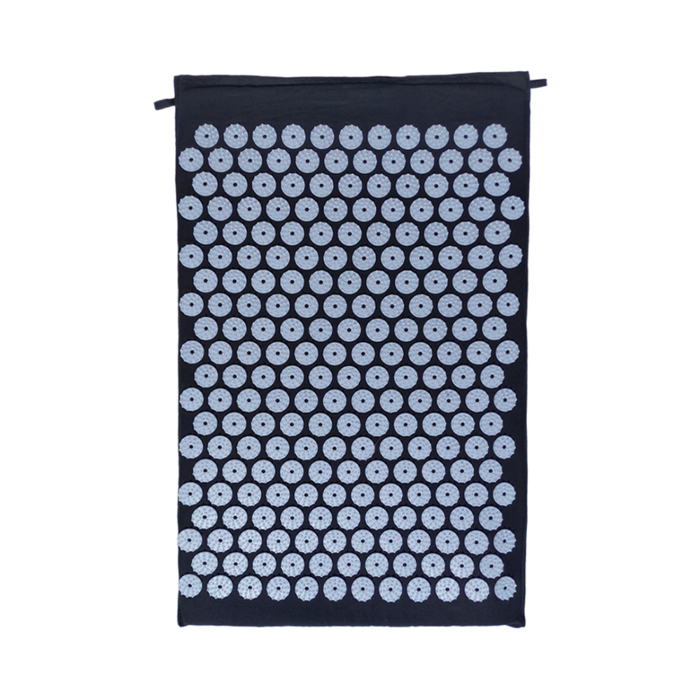 Round thorn black cushion