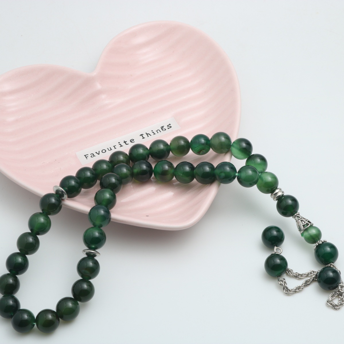 4:Dark green