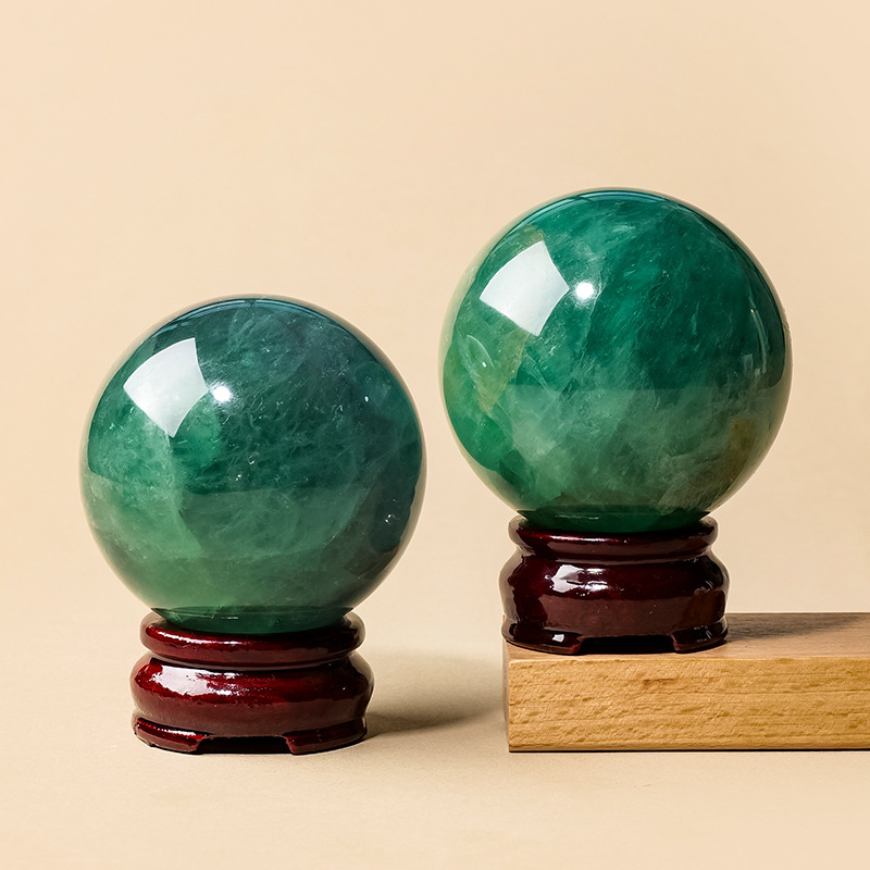 1:Green fluorite ball