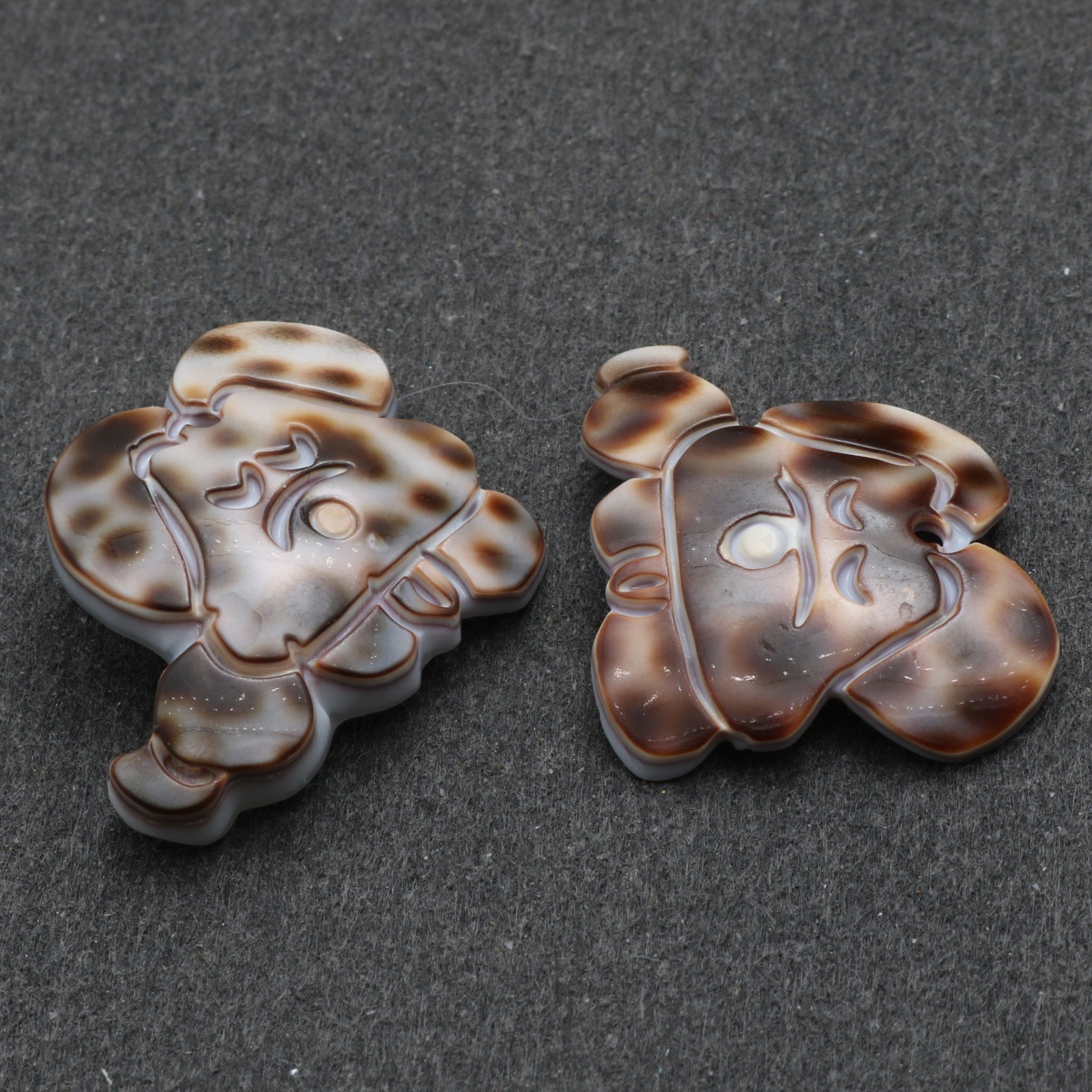 C 20.7*25.5*1.7mm