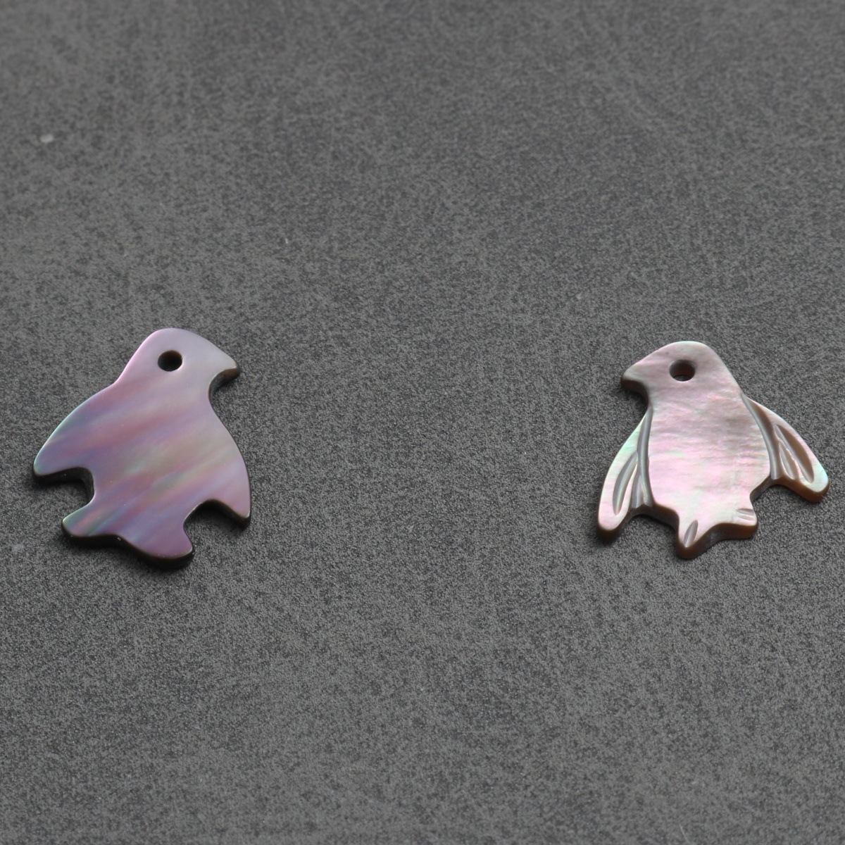 4:Gray penguin 12.3*13.5*1.4mm