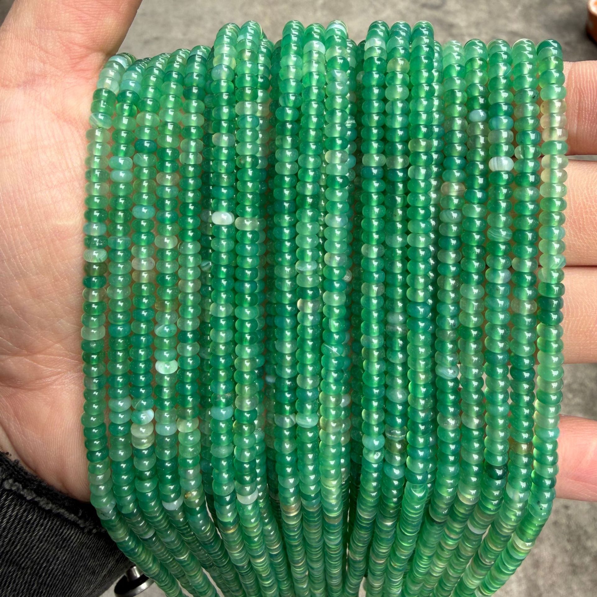 2:ágata verde