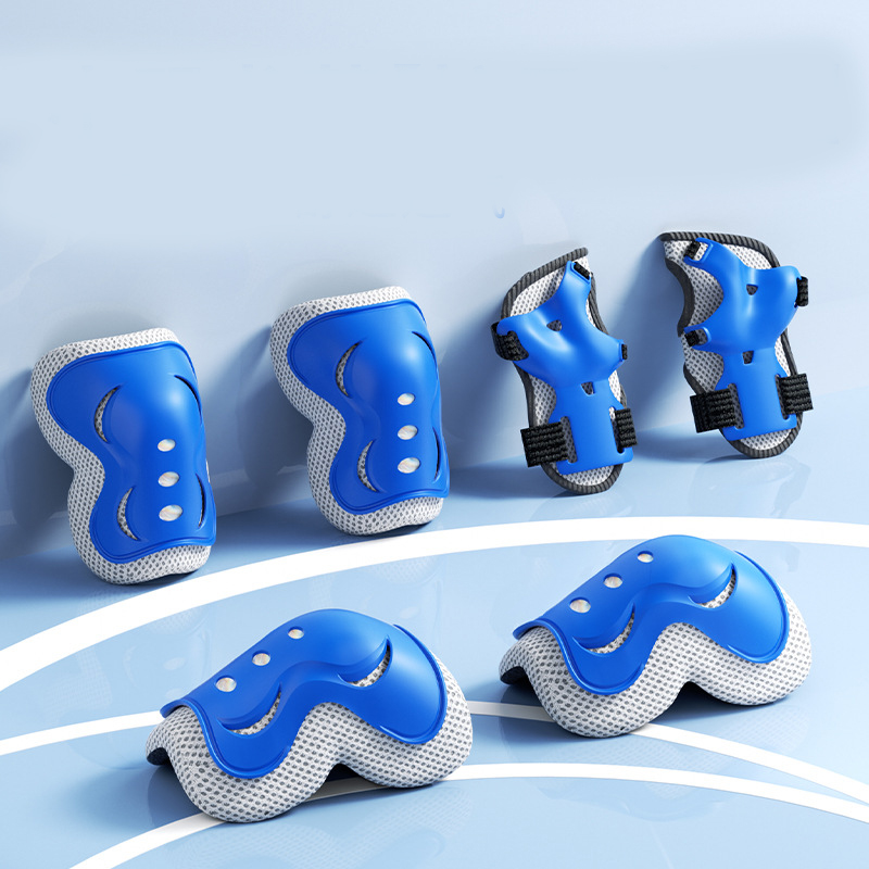 Dinosaur blue [six-piece protective gear set] comfortable and breathable