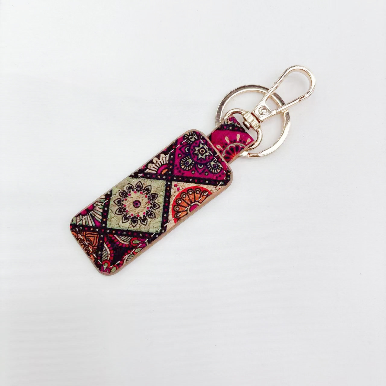 11*2.8cm Rectangular keychain rhombus red checkered style