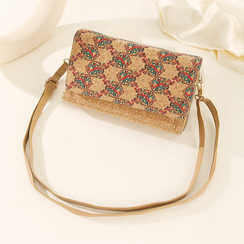 Diamond double pull crossbody bag
