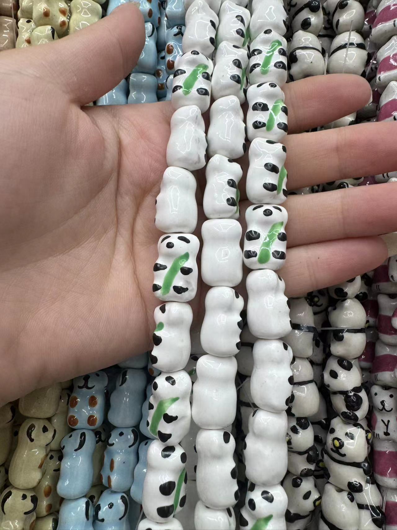 5:Black and white green bear