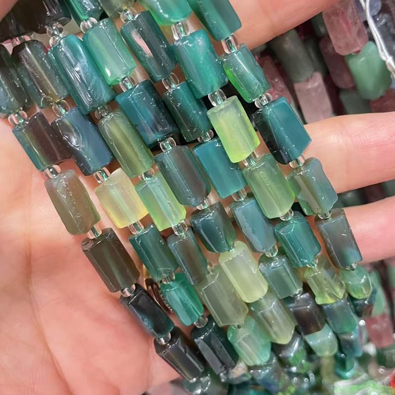 32:Green agate