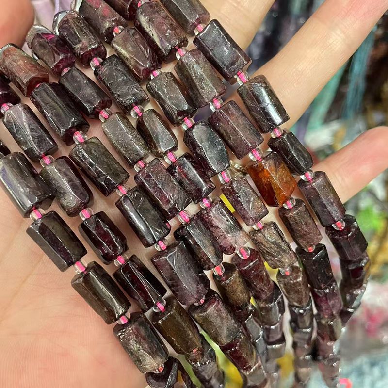 15 Garnet