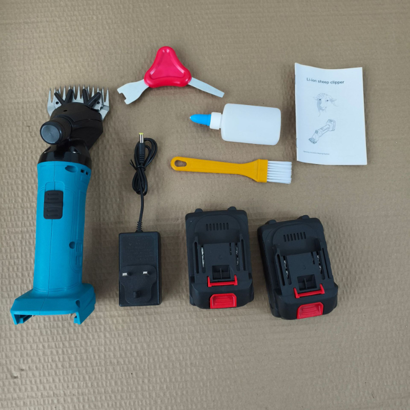 BR standard wool shears   charging cable   2 batteries