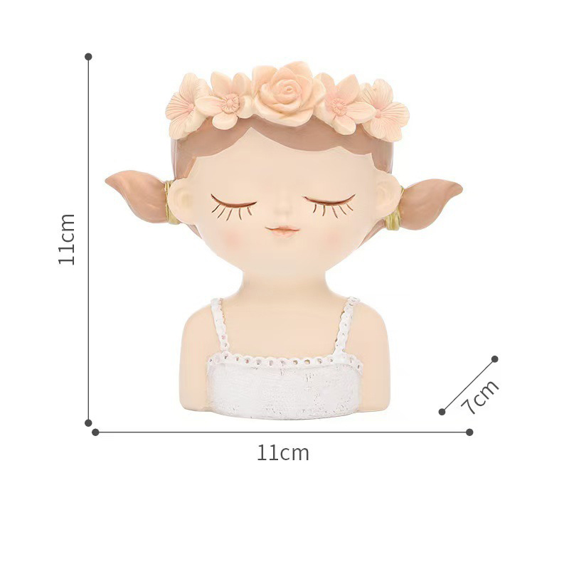 White leisurely girl vase