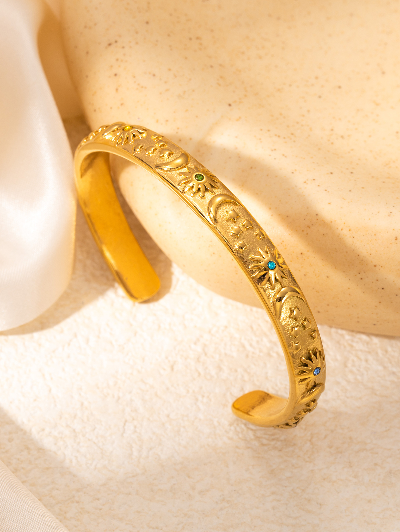 2:gold set with colored diamonds
