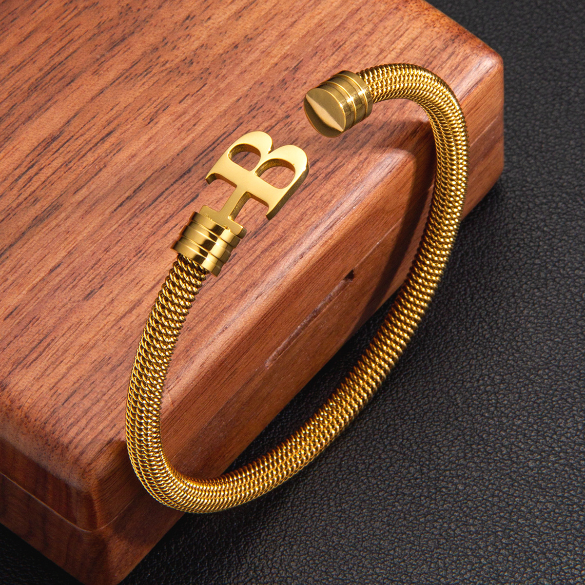 1:B