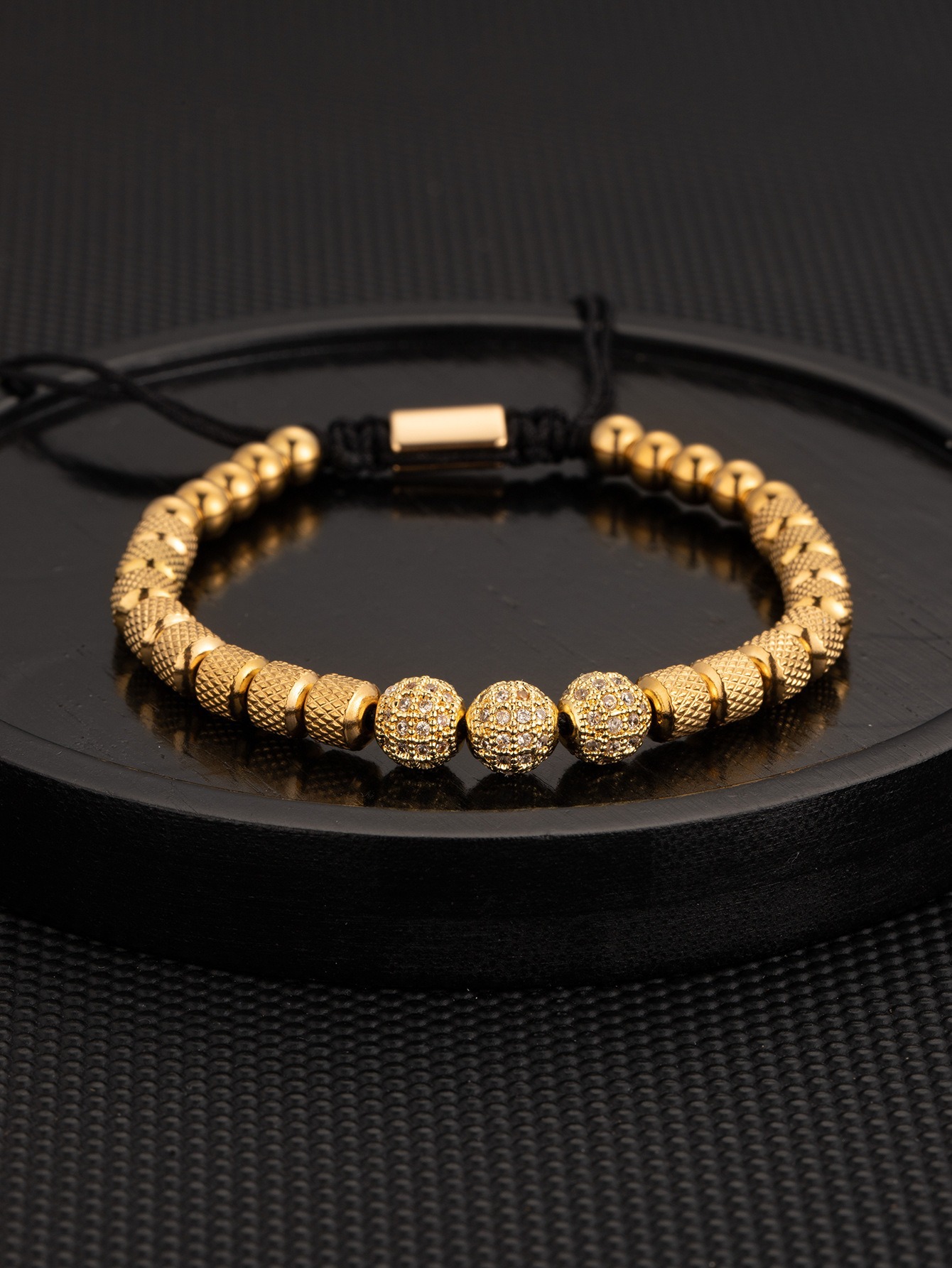 20:Gold three consecutive zirconium ball bracelet