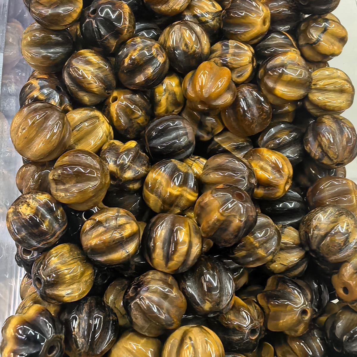 3 Tiger eye stone