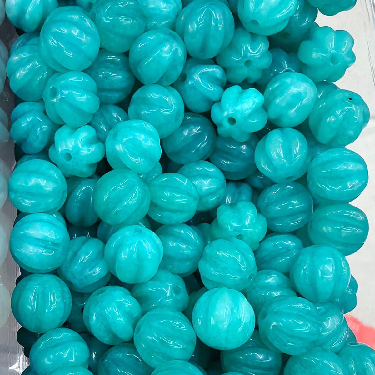 10 Emerald color 2