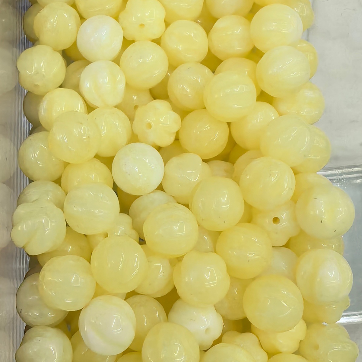 18 Light yellow