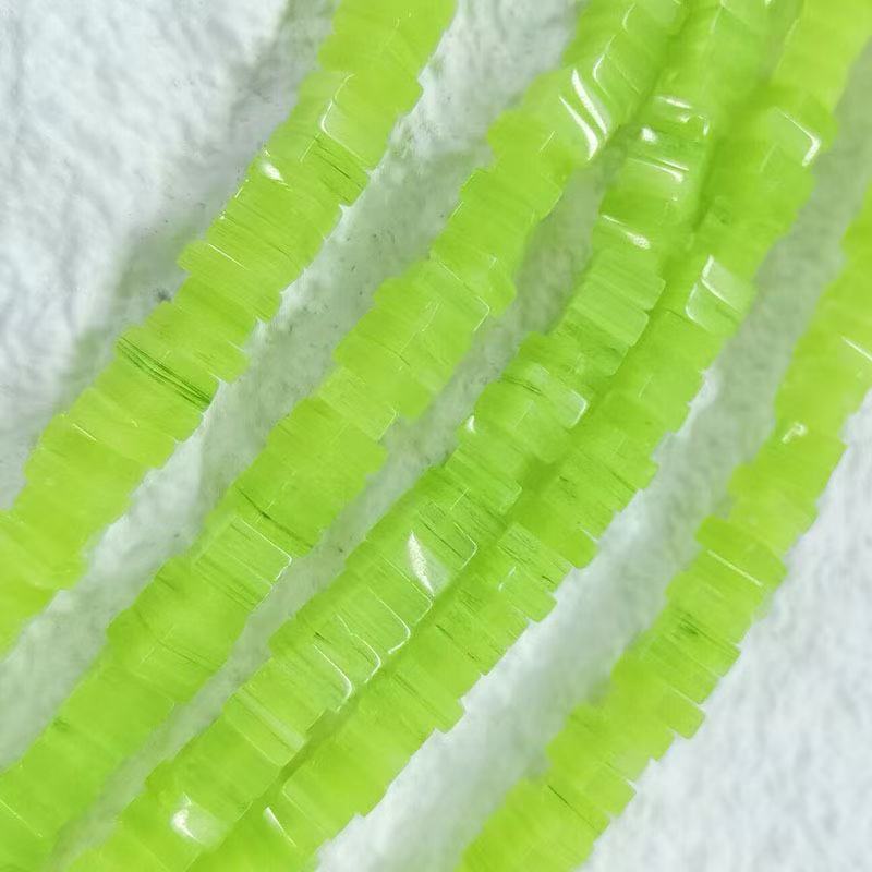 14:Light green